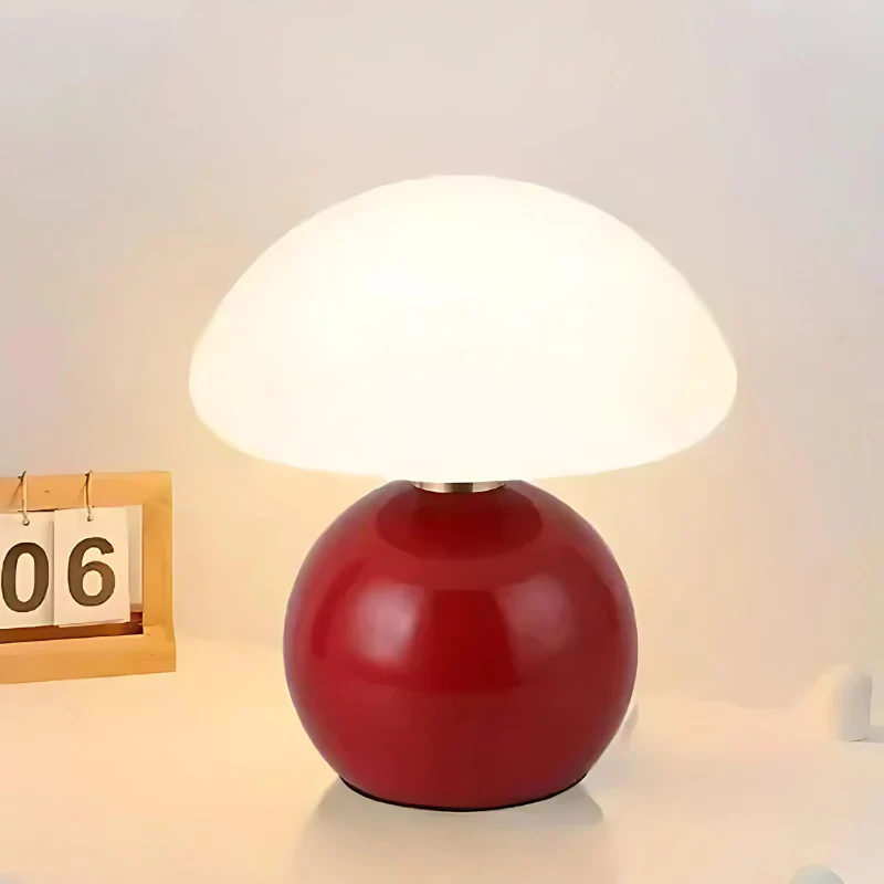 ClaudiLight | Elegant small table lamp made of cream-colored ceramic - Image 4