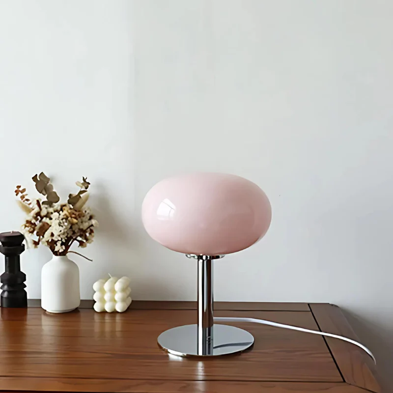 CrystalGlamour | Elegant Table Lamp in Modern Design - Image 5