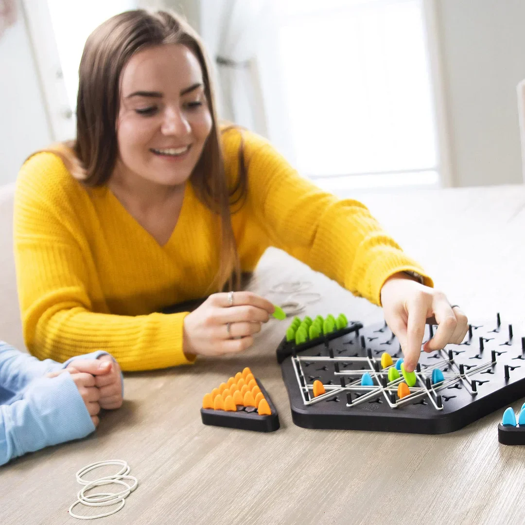 TriadChess™ - Chain Triangle Chess Game - Image 4